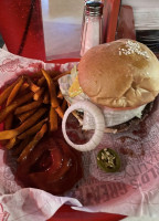 Fuddruckers food