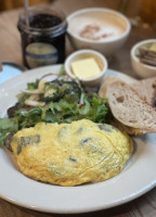 Le Pain Quotidien food