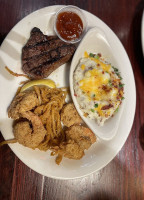 Colton's Steak House Grill food