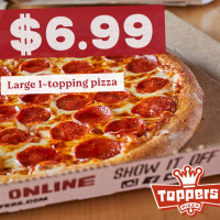 Toppers Pizza food