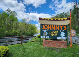 Hot Dog Johnny's outside