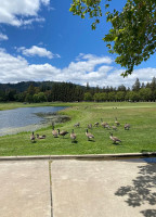 Lakeside Grill Vintners Golf Club outside