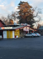 Big Al's Drive In outside