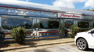 Penny's Diner outside