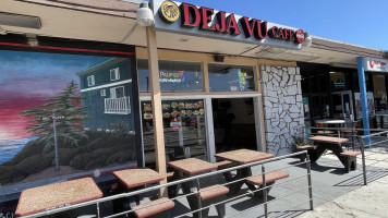 Deja Vu Cafe outside