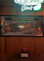 Peggy's Midtown inside