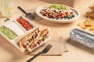 Chipotle food