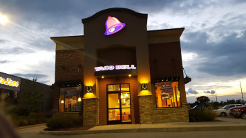 Taco Bell outside