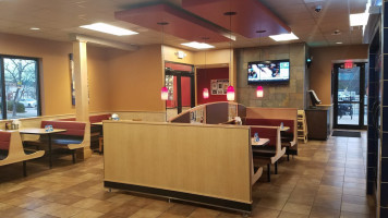 Dairy Queen Grill Chill inside