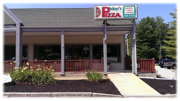 Johny's Pizza outside