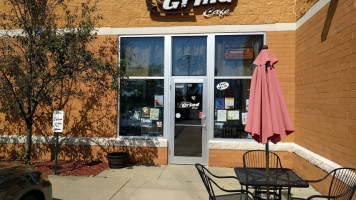 The Grind Cafe outside