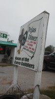 Tejas Diner outside