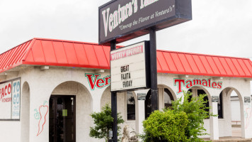 Ventura's Tamales food