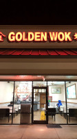 Golden Wok outside