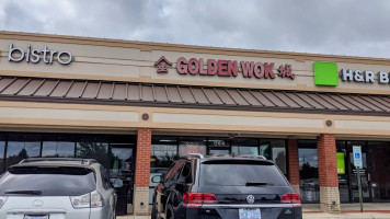 Golden Wok outside