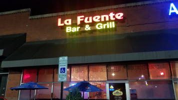 La Fuente Grill inside