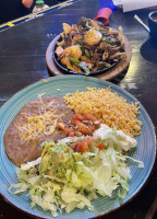 La Fuente Grill food