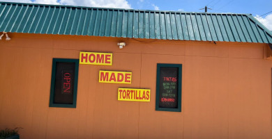 Tnt /tacos N Tamales food