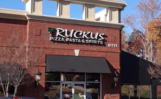 Ruckus Pizza, Pasta And Spirits outside