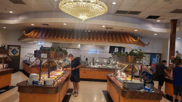 Grand Buffet food