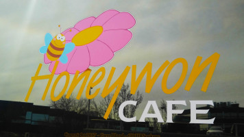 Honeywon Café outside