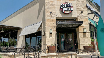 Cotton Patch Cafe outside