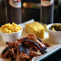 Fatbacks Bbq food