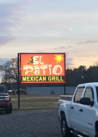 El Patio Mexican Grill outside