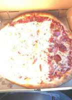 Mike's Pizza food