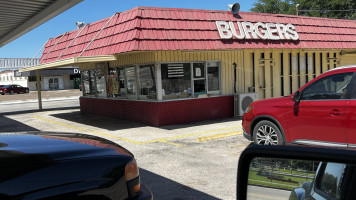 Tolbert's Dairy Treet Original Location food