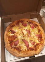 Redding's Ultimate Pizza food