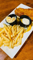 Churchill's Pub Grille food