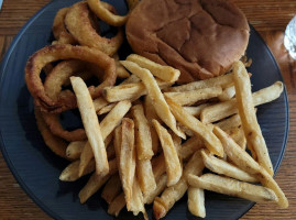 Whiz Burgers Drive-in food