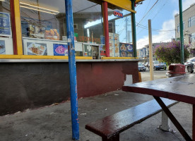 Whiz Burgers Drive-in inside