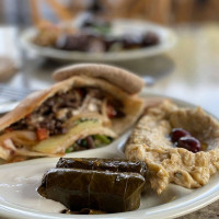 Neomonde Mediterranean Raleigh food