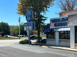 Oakland Gyros On Layton outside