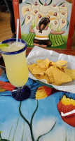 Los Tres Magueyes Rdu food