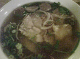 Pho Be Vietnamese Noodle House food