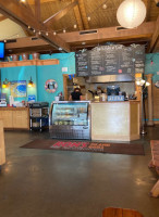 Ron's Island Grill food