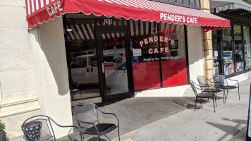 Penderscafe outside