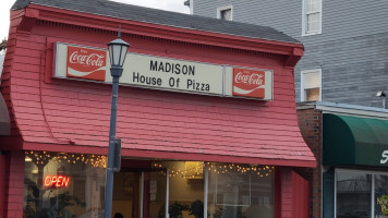 Madison House Of Pizza outside