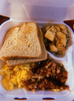 Tater Bread Cafe food