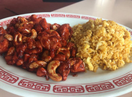 Linlee's Chinese Cuisine inside