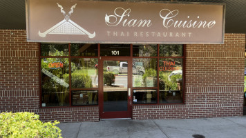 Siam Cuisine food