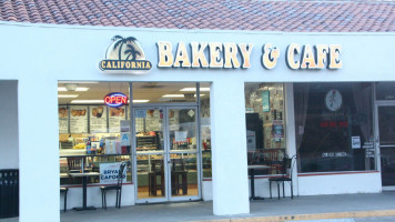 California Bakery Cafe inside