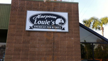 Harpoon Louie's outside