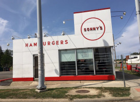 Sonnys Hamburgers food