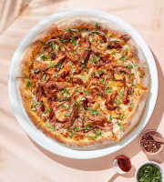 California Pizza Kitchen At Desert Ridge food