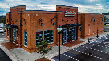 Smithfield 's Chicken 'n -b-q outside