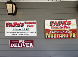 Papa's Tomato Pies outside